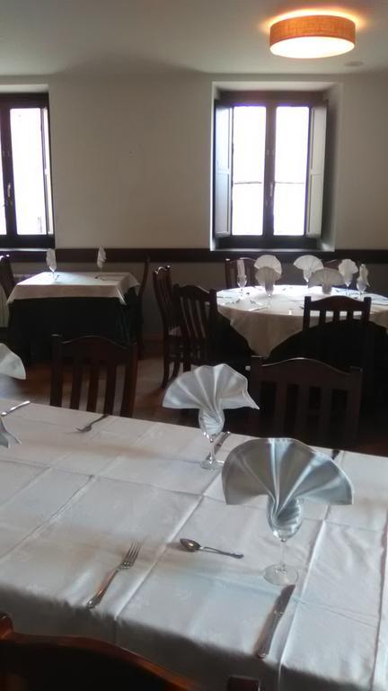 El Albergue Covaleda Luaran gambar