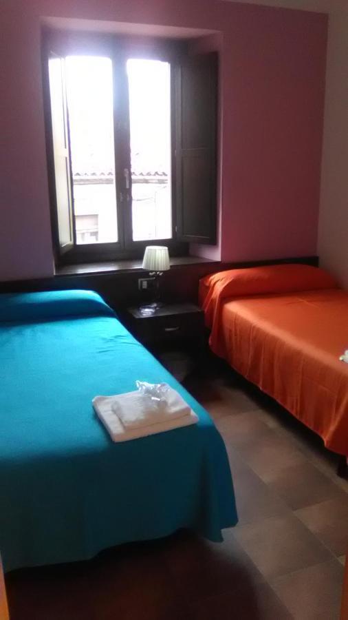El Albergue Covaleda Luaran gambar